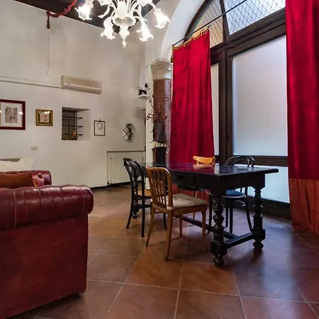 Housmart Castiglione 18 דירה *