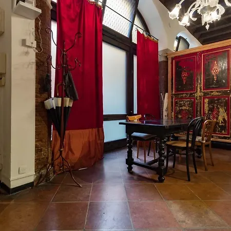 Apartmán Housmart Castiglione 18 *